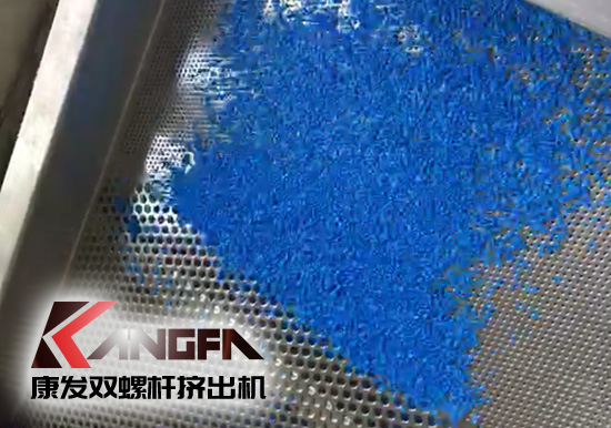 解客戶之憂,樹企業(yè)品牌——康發(fā)雙螺桿擠出機浙江業(yè)務(wù)單位拜訪、設(shè)備巡查