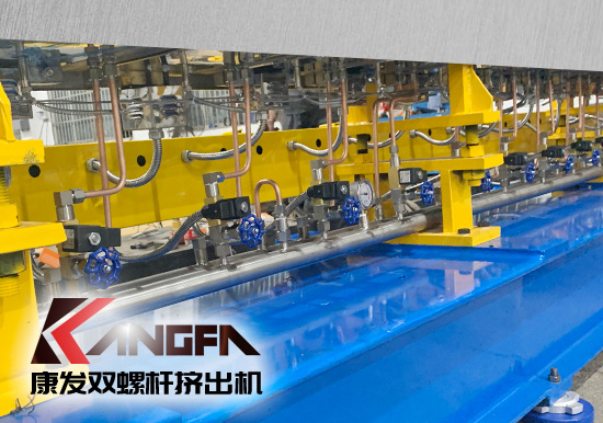 康發(fā)雙螺桿擠出機，砥礪前行！祝賀中國珠峰測量登山隊成功登頂珠峰，再創(chuàng)歷史！