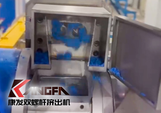 JSH雙階式85/200單、雙螺桿擠出機(jī)電纜料生產(chǎn)線試機(jī) 產(chǎn)量達(dá)1.5噸/每小時(shí)