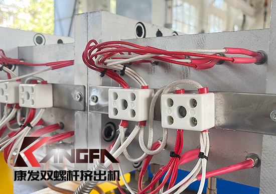 康發(fā)橡塑——雙螺桿擠出機(jī)源頭廠家 公司主營JSH-K系列、JSH雙螺桿系列、JSH雙階系列成套設(shè)備